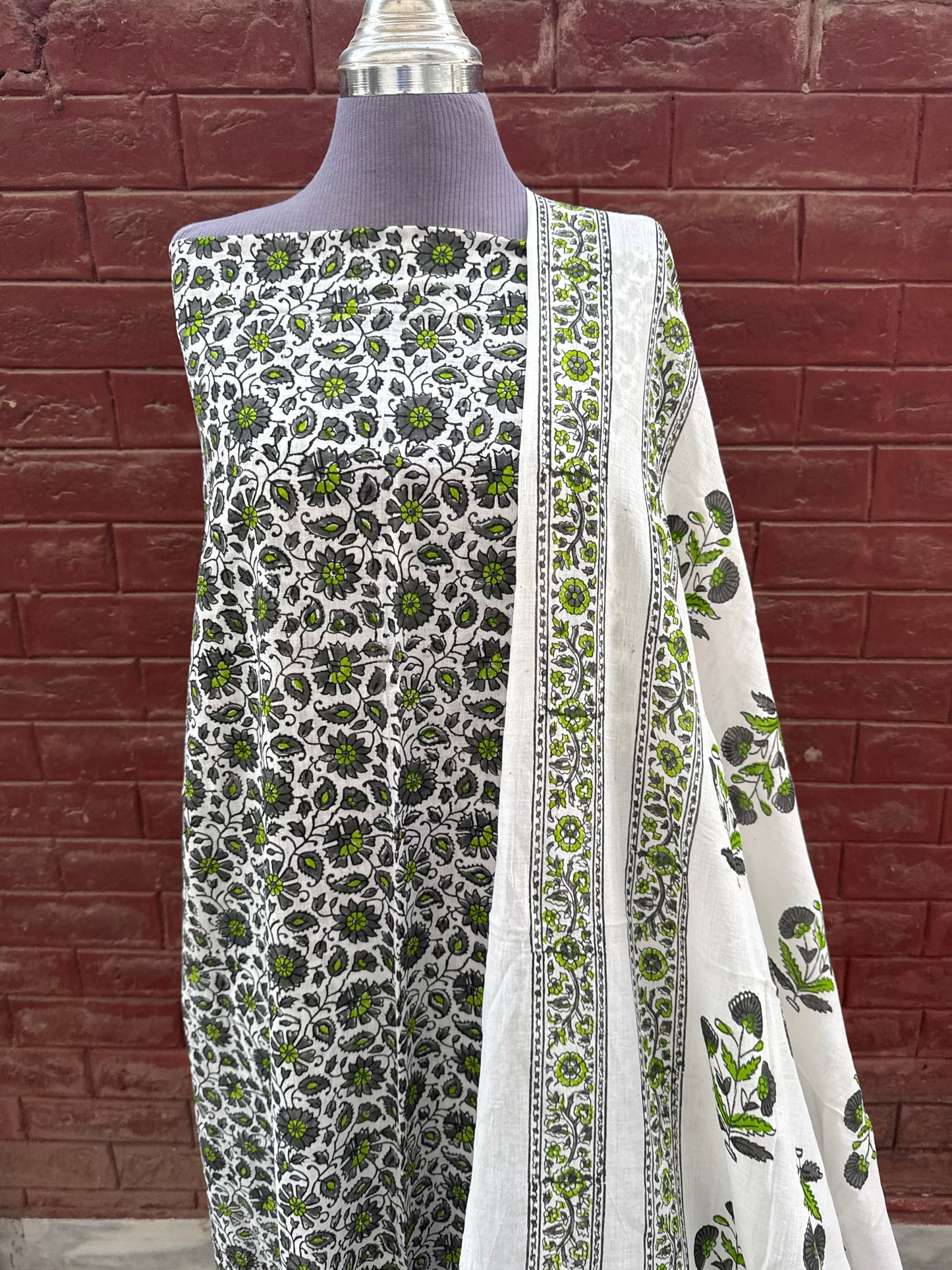 Dilbar 2 piece (block print)