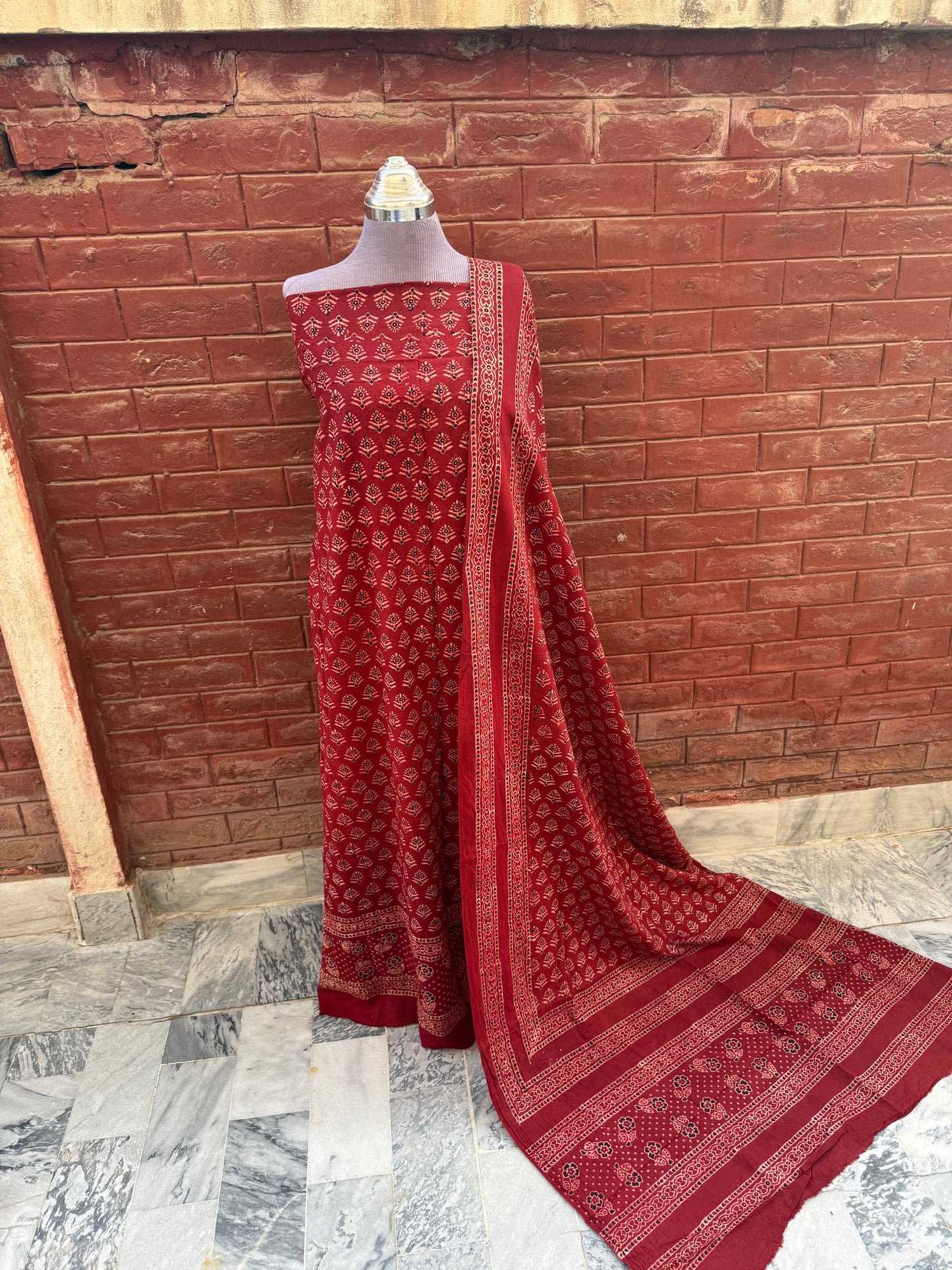 Surkh 2 piece (Natural dye)