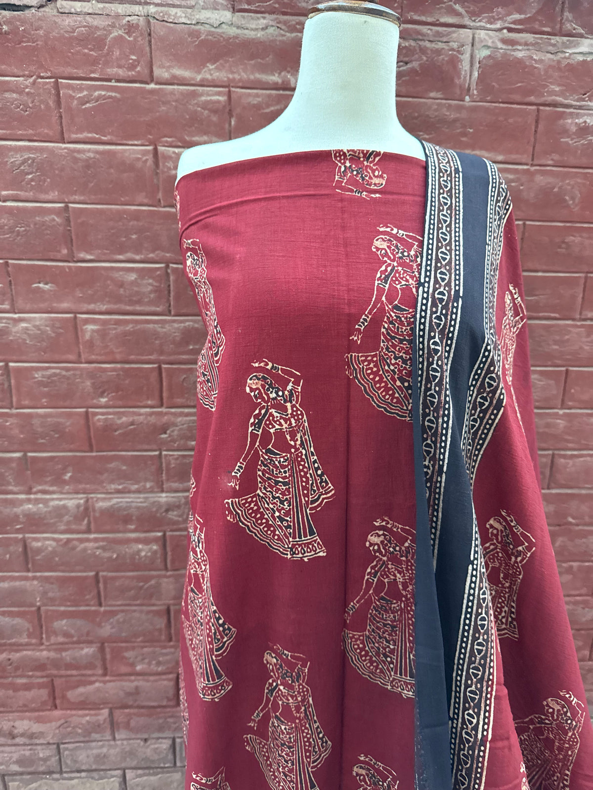 2 piece (Natural dye) doll