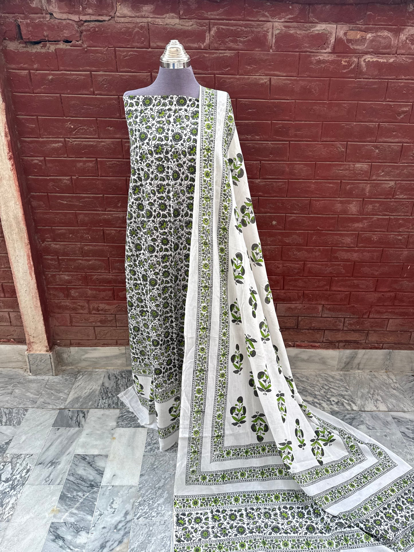 Dilbar 2 piece (block print)