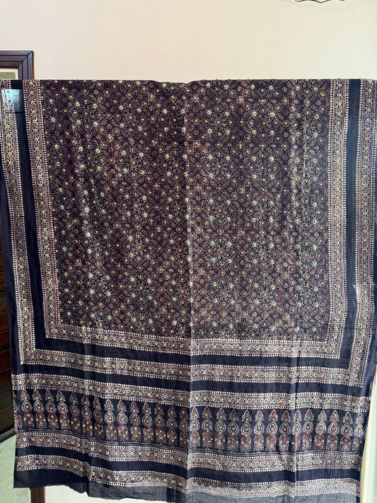 Pure lawn Sitara embellished